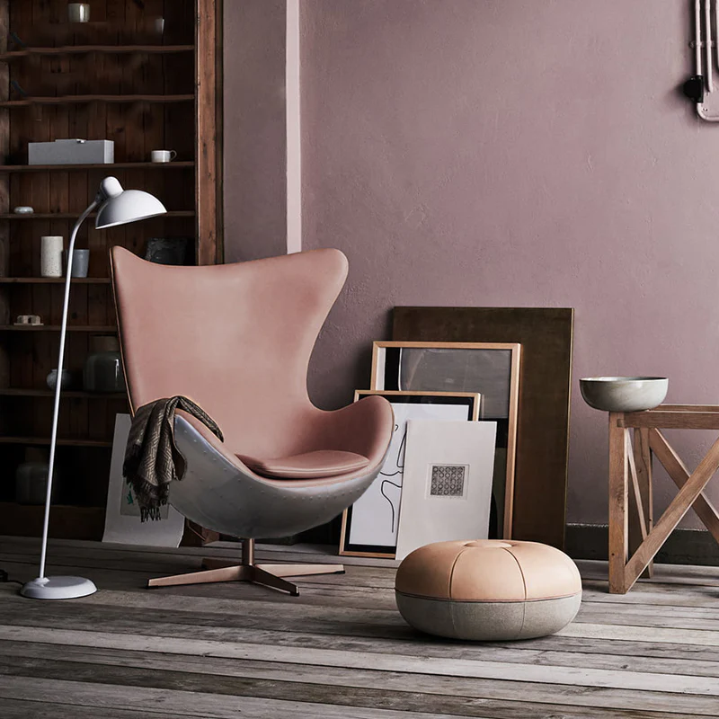 The Aviator Egg Chair in Black/Brown Real Leather and Aluminum 