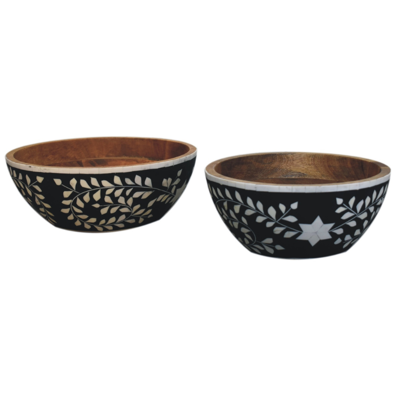 Beautifully crafted from solid Mango Wood, this resin inlay set will wow your guests. With natural Mango Wood grain detailing internally and the resin inlay embossing externally, the simplicity of the designs really allows the natural beauty of materials to shine.