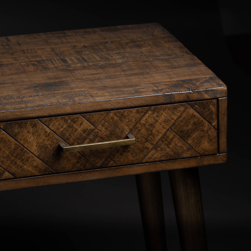 This is the Havana Gold Console Table. Part of a collection designed to deliver a sophisticated feel to interiors via their handcrafted parquet drawer fronts plus legs and handles, finished in a perfectly complementing antique gold. As well as its good looks this item also boasts useful storage and provides customers with a great surface on which they can display treasured items. Don't miss our other items in this range, including a media unit , console table and a compact sideboard.