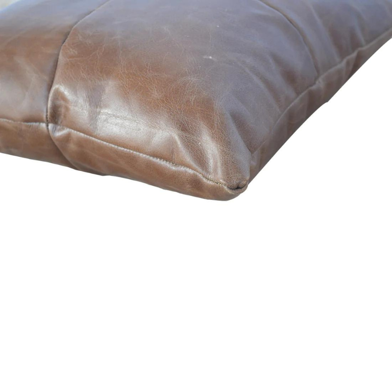 This lovely square scatter cushion has been made from 100% buffalo hide leather and it a versatile piece which can be incorporated into your home décor with any style of furniture, it features inner fillers for extra comfort and a removable cover.  It is a piece made to last and is the perfect way to add style and jazz in any room or bed.