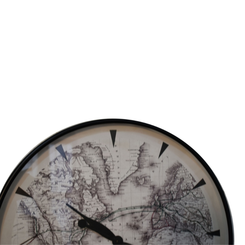 This stunning atlas wall clock makes a stunning feature against a plain wall.  Elegantly classic and decorative, black pointed hands are well contrasted against the background of an atlas. Creating an impressive wall feature as well as a useful timepiece.